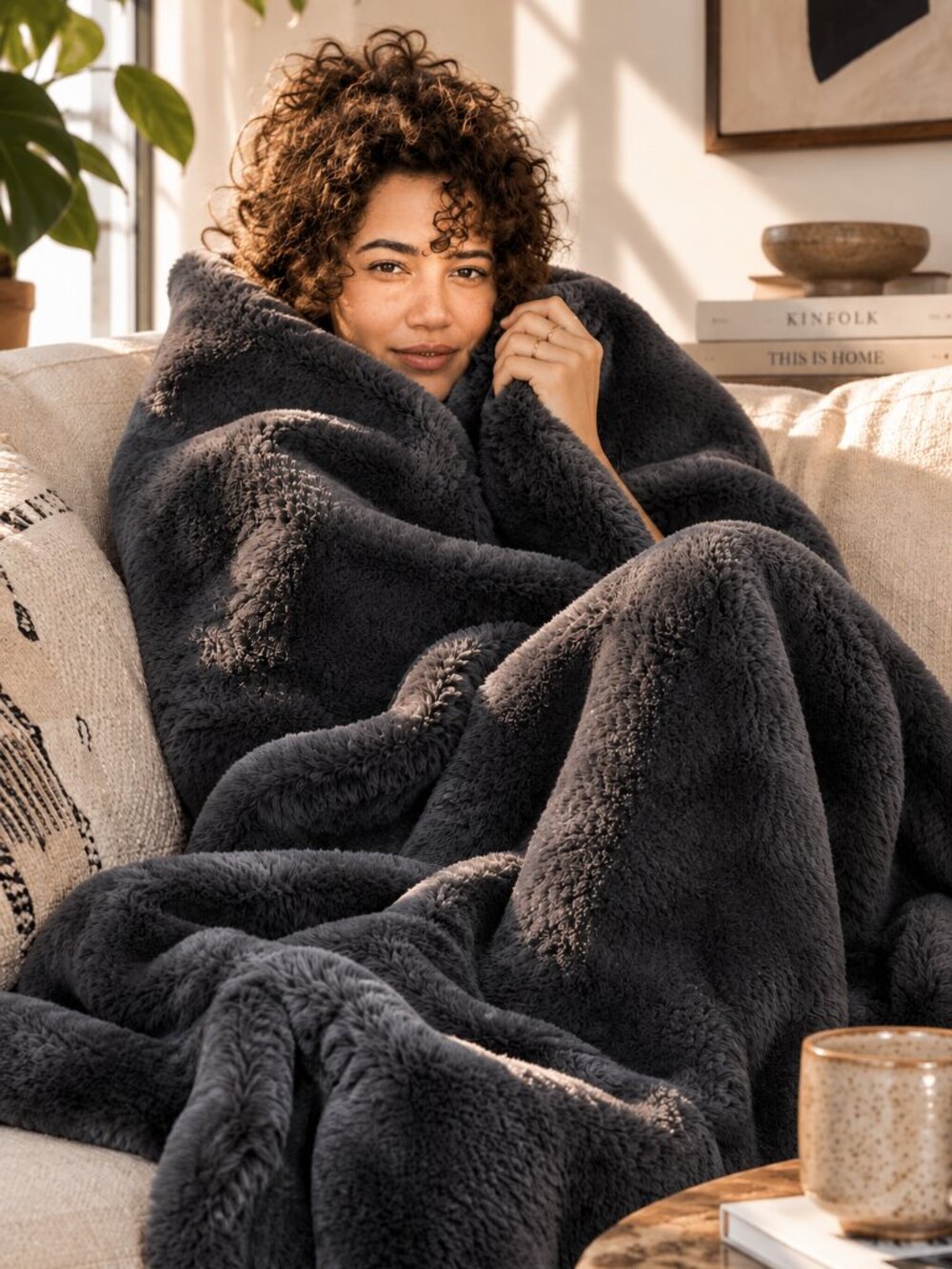 UNHIDE LIL MARSH FAUX FUR BLANKET - CHARCOAL CHARLIE | 50x60 | THE ORIGINAL